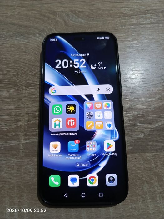 Продам телефон HONORx8b
