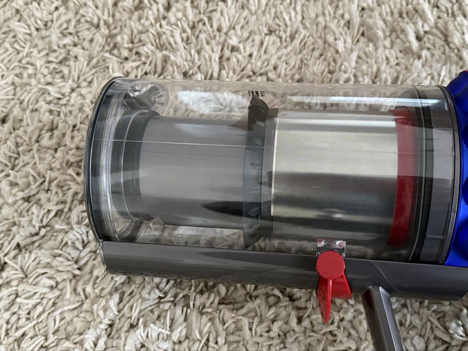 aspirator vertical fara fir  Dyson V15 Nou Nefolosit