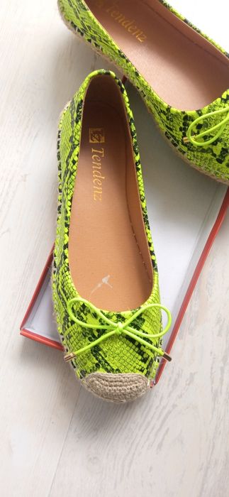 Дамски обувки тип балеринки