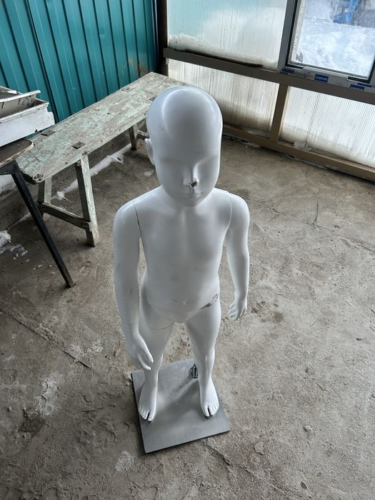 продам манекен детский
