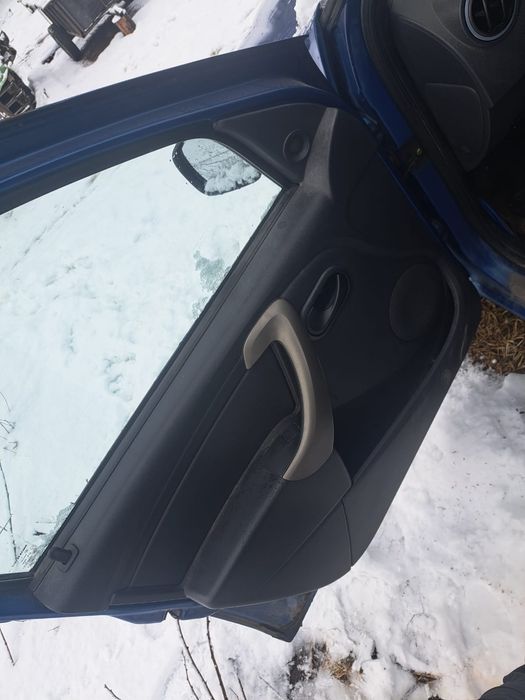 Vând Logan 2005 in stare buna de functionare