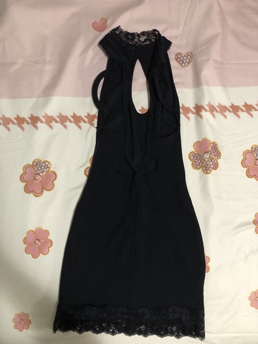 Vand rochie scurta neagra