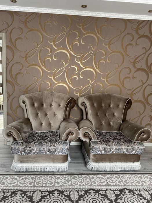 Диван, серо-коричневый