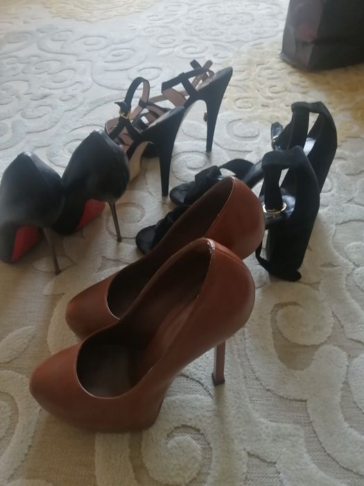 Обувь женская, в ассортименте