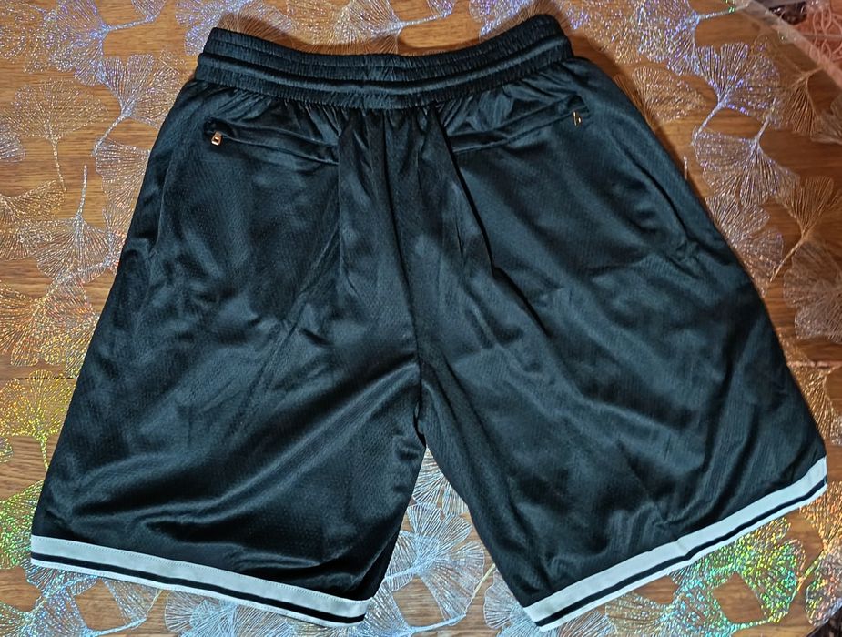 Pantaloni scurți de baschet