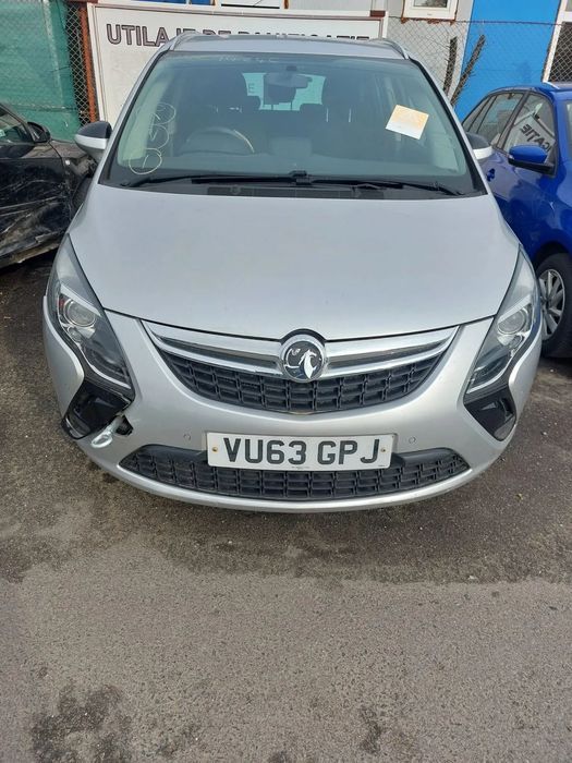 Dezmembrez Opel Zafira C 1,6 CDTI