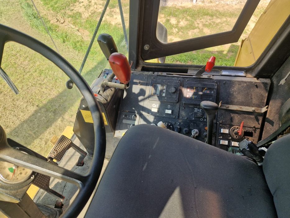 Combina New holland