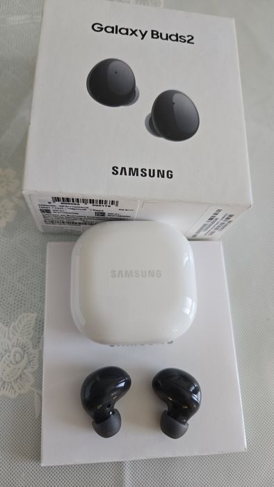 Продам Galaxy Buds 2