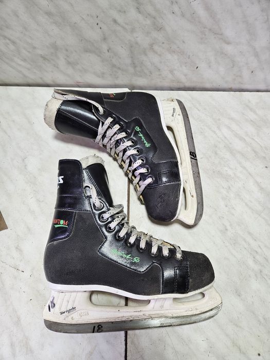 Patine 18 hochei hochey  Botas marimea 37  (24,2  cm)