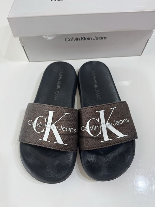 Чехли calvin klein