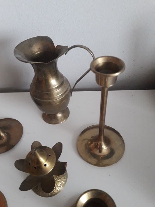 Месингови свещници и други