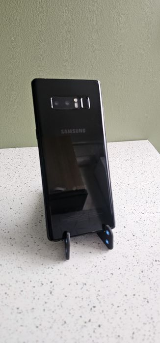 Galaxy NOTe 8, foarte bun.