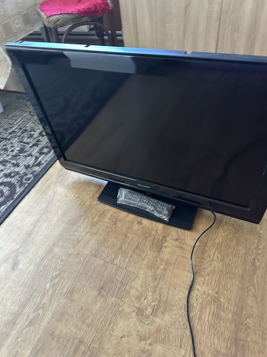 TV SHARP 32 incha TV