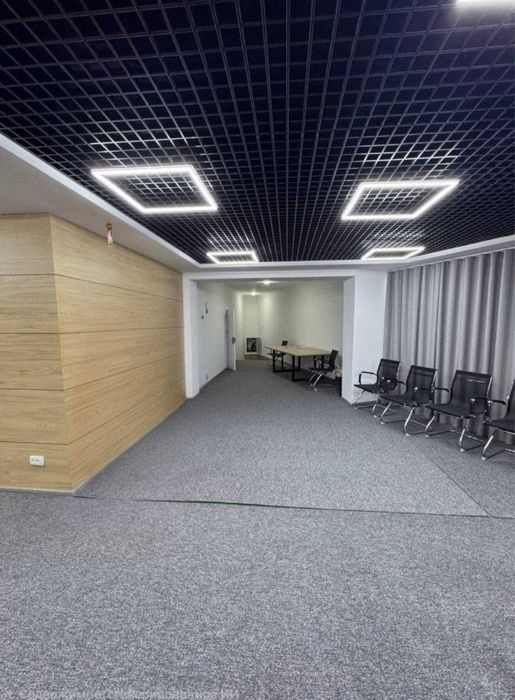 Циолковский|Паркентский|офис|Шоурум|логистика|авиакасса|150м2+500м2
