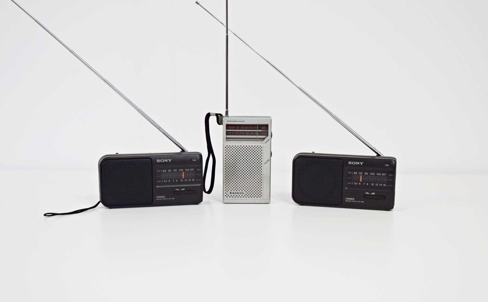 Radio portabil de buzunar Sony ICF-390