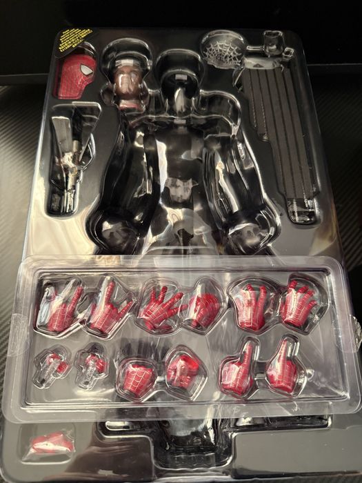 Hot toys Friendly Neighbourhood Spiderman