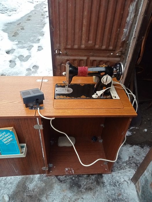 Швейные машины б/у.