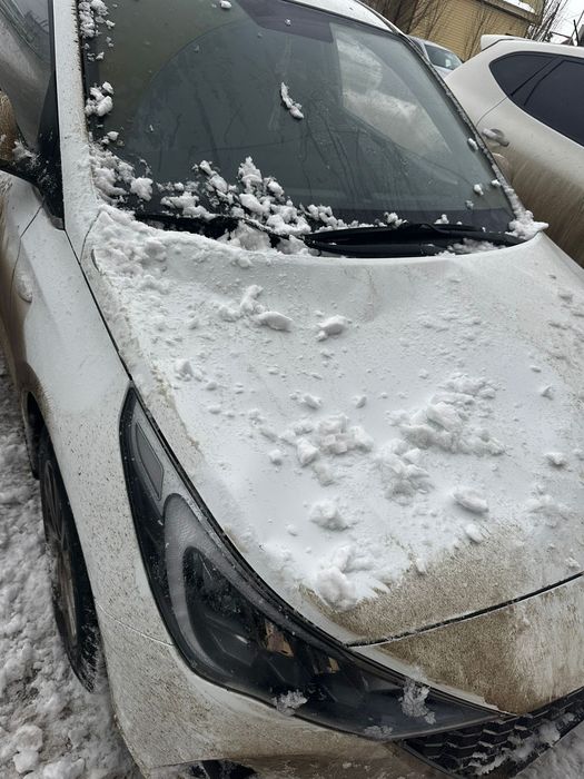 Капот от Хундай Акцент