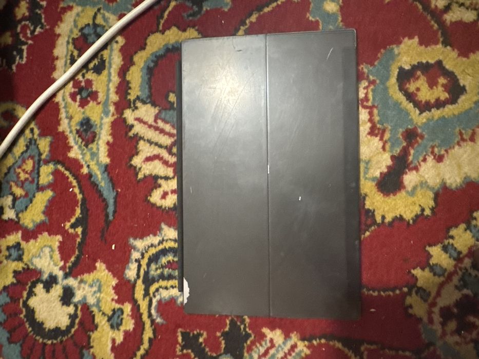 Surface tablet with a detachable keyboard