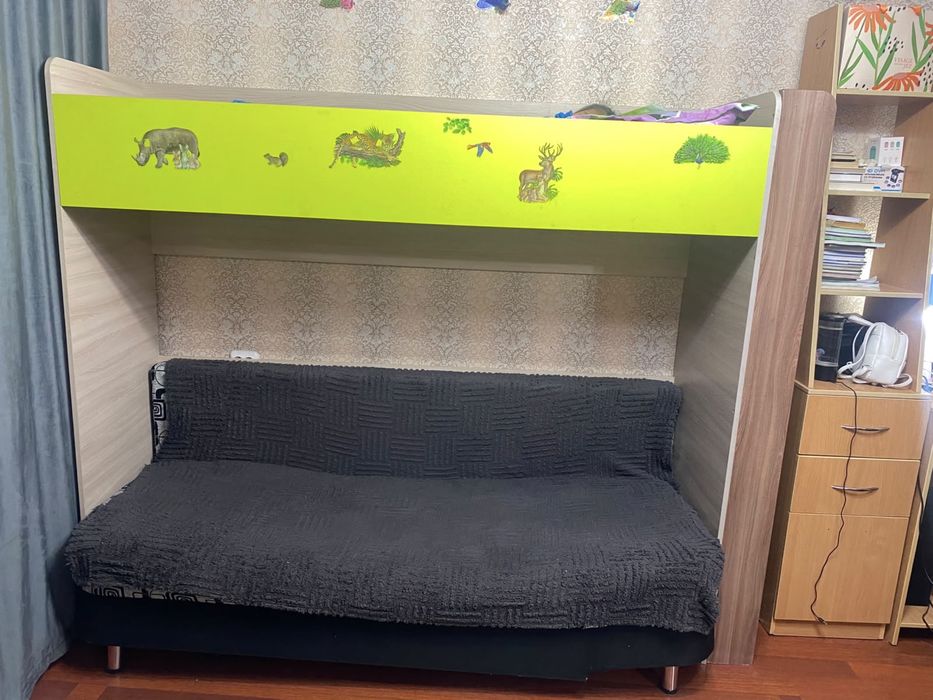 Продам 2-х этажный кровать