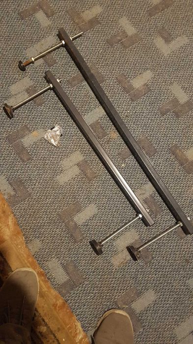 Cada pe colt 150X100 acril