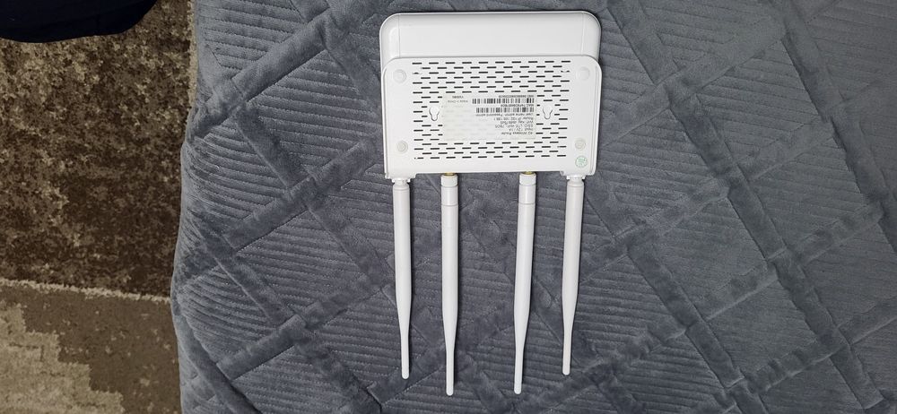 Продаю роутер от Казахтелекома