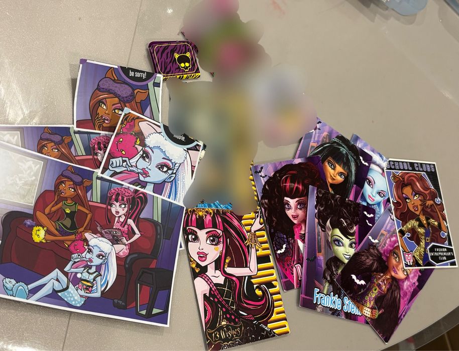 Карточки Монстер Хай