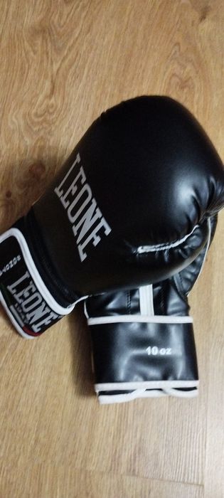 Ръкавици Leone 10 OZ