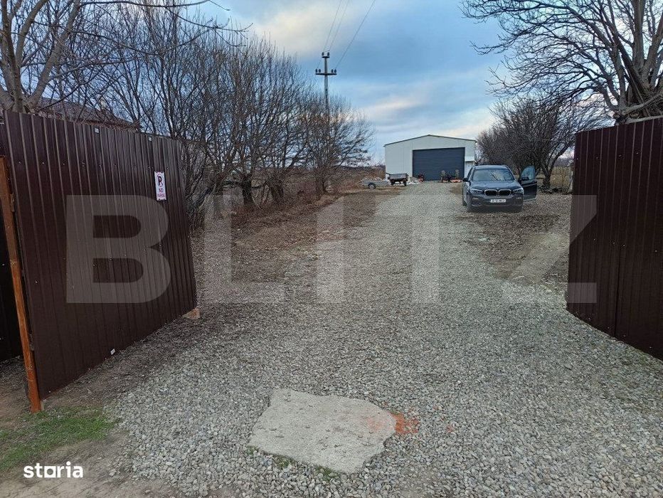 Hala Industriala 200 mp, Teren 4500 mp, zona Pietrosani PH