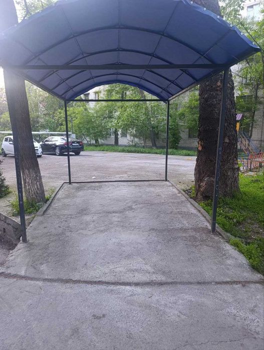 3 Xonali kvartira sotiladi