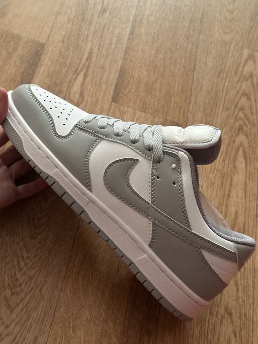Продам кроссовки nike