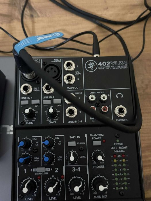 Boxa LD+mixer impreuna cu cablurile necesare