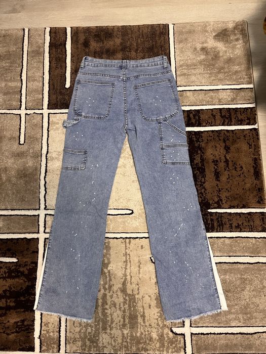 blugi flared albastri nepurtati