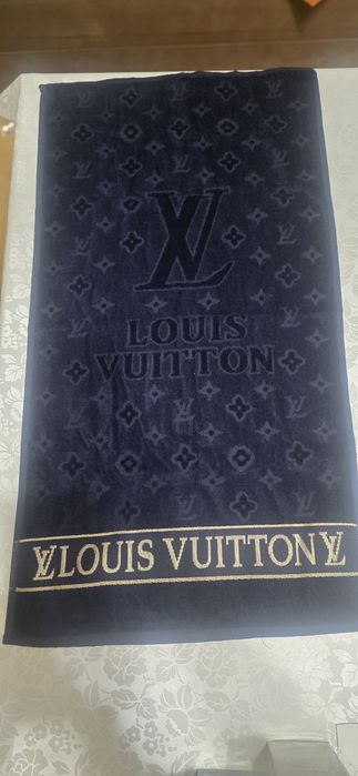 LOUIS VUITTON-Комплект Кърпи.
