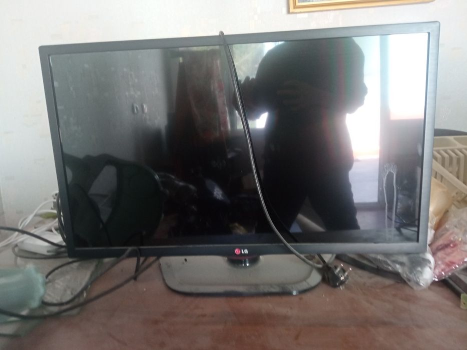 Продается телевизор айва