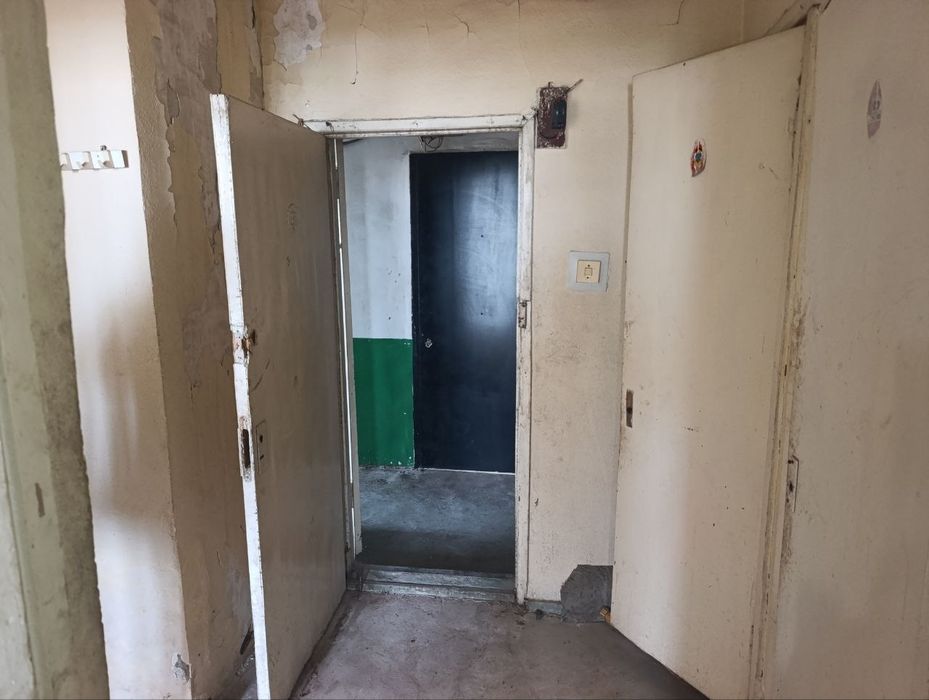 Срочно продаётся квартира Сергелинский р-н Куйлюк массив 6 2/7/9