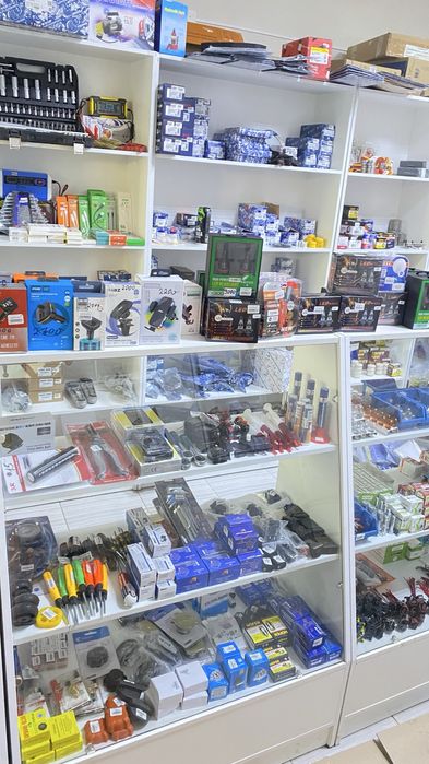 Продам автозапчасить магазин