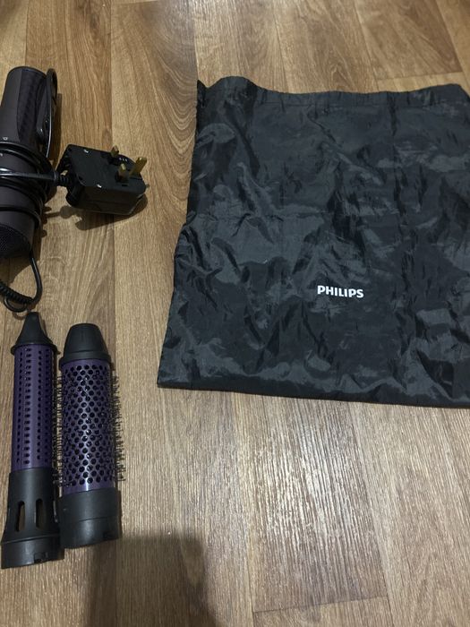 Фен-щётка Philips