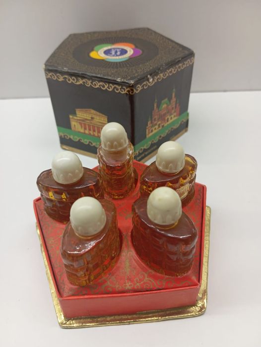 Ретро винтидж парфюм