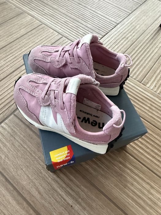 Оригинални детски маратонки New Balance 327, 25 номер