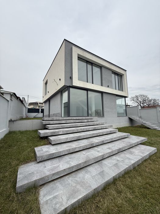 Нова къща м-ст. Ален Мак