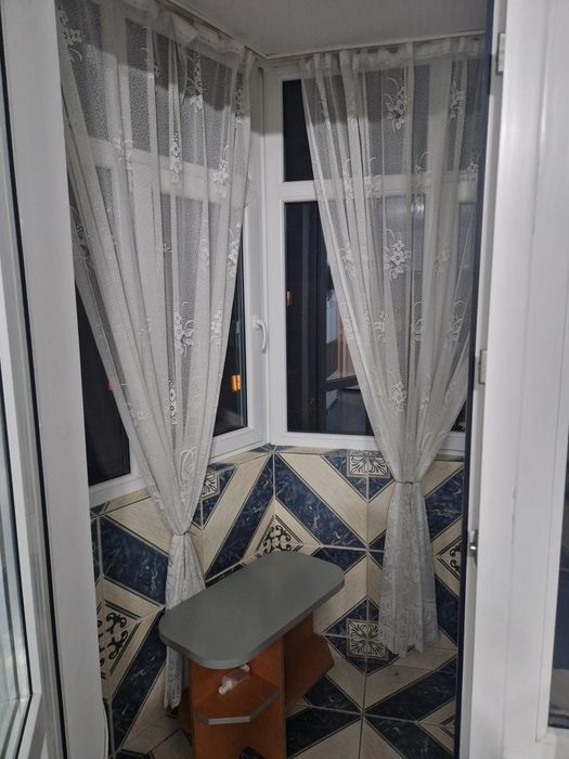 Închiriez apartament cu 1 camera