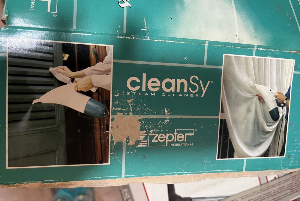 Aspirator portabil cu abur echipat cu accesorii Cleansy Zepter NOU
