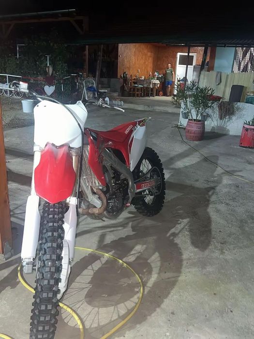 Vând Honda crf 450r