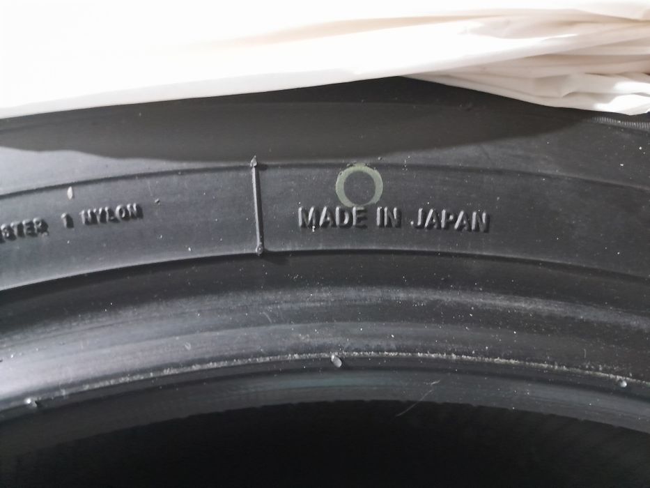 Продаю шину почти новые