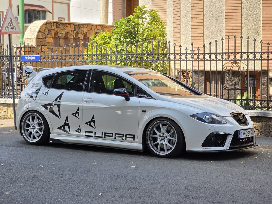 SEAT Leon 0 — imagine 2