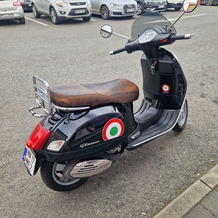 Piaggio Vespa GTS 250i