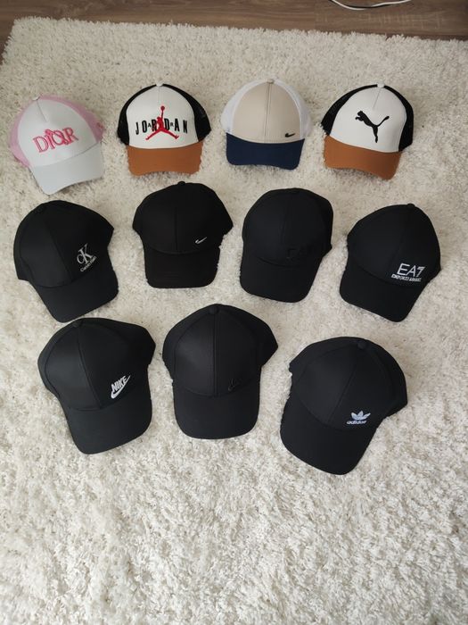 Șapcă gucci Sapca Adidas Șapcă Hugo Boss Șapcă Calvin Klein Șapcă Puma
