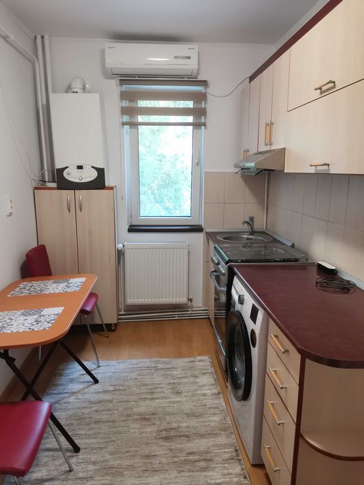Apartament 2 camere de închiriat