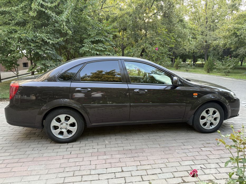 Chevrolet Gentra Avtomat 3-pozitsa 2019-yil holati yaxshi o’zimniki